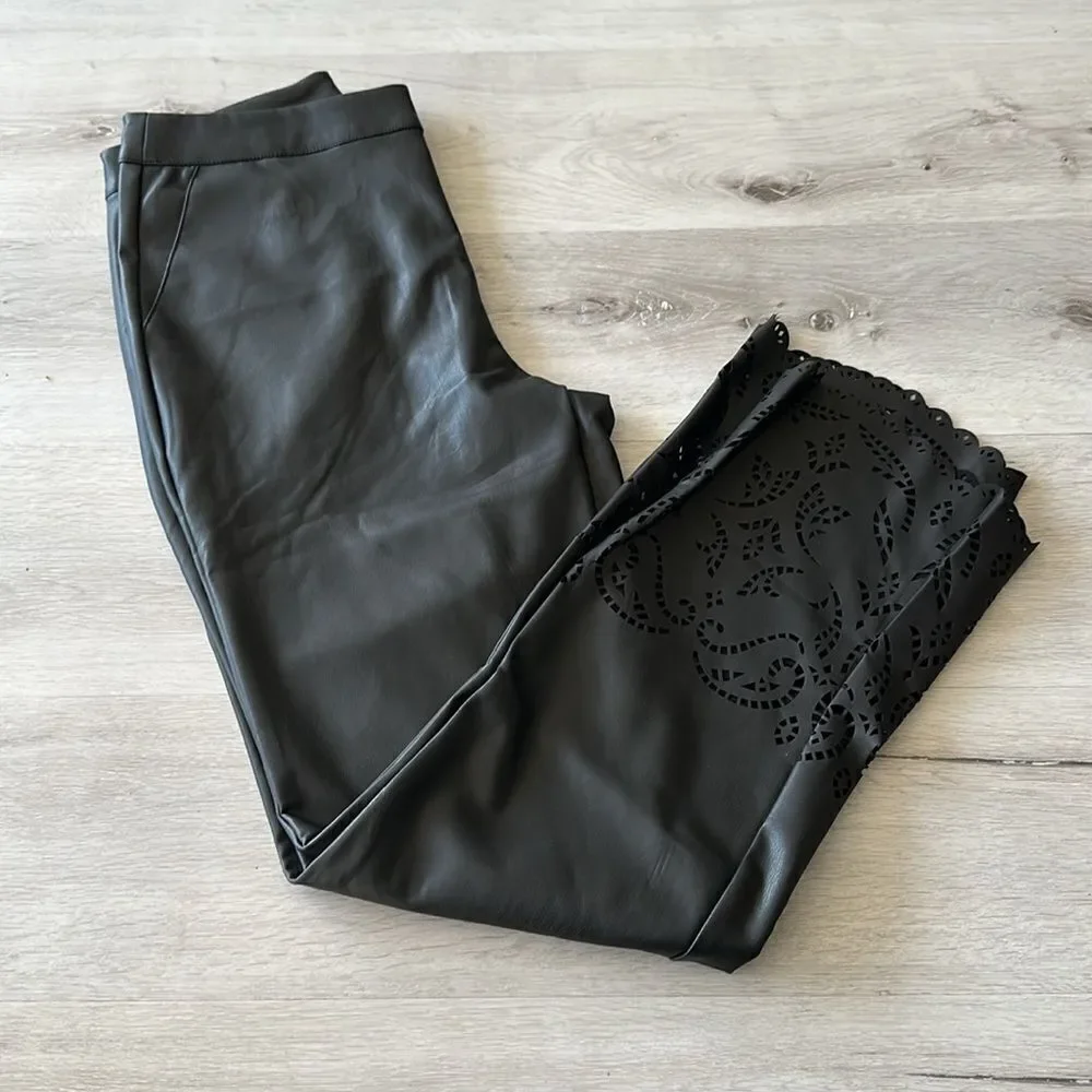 Isaac Mizrahi Live! Regular Perforated Hem Faux Leather Pants Black 10T NWOT